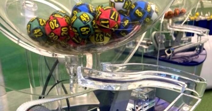 Rezultate LOTO - Duminică, 26 aprilie 2026: La 6/49 se pot câștiga peste 3,54 milioane de euro