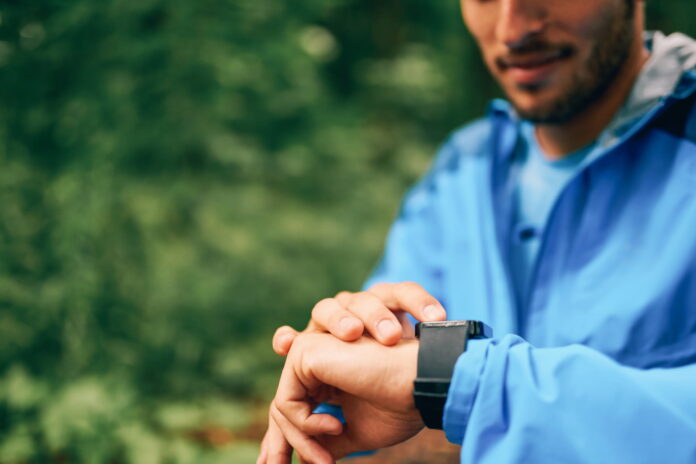 Șase moduri în care smartwatch-urile ne induc în eroare, inclusiv cu numărul de pași