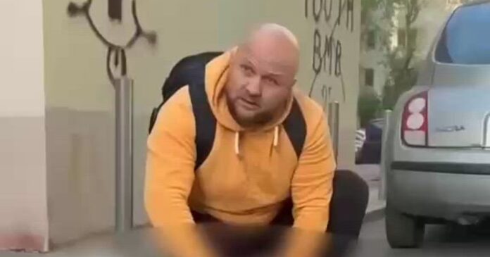 Șeful unei secții de poliție din București a imobilizat un hoț care furase o mașină, în timpul său liber