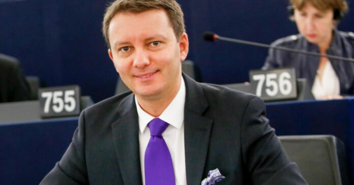Siegfried Mureșan susține că „PSD a reamintit UE că e un partid care a atacat valorile europene”: Parteneriatul cu AUR, alarmant