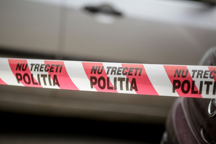 Tragedie în Sectorul 3: O femeie medic legist găsită spânzurată de aerul condiționat la etajul 2